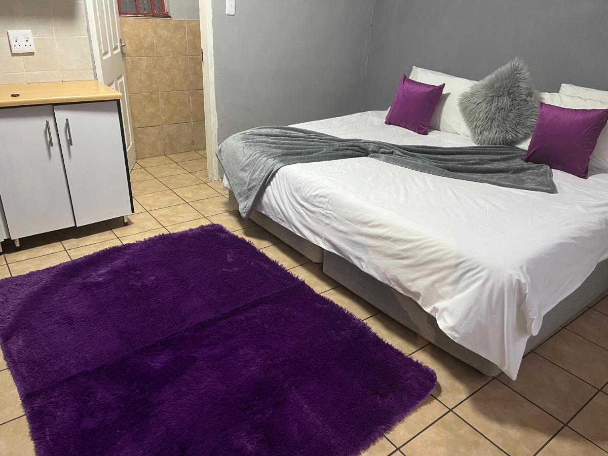 Mofolo Guest House Soweto Kültér fotó